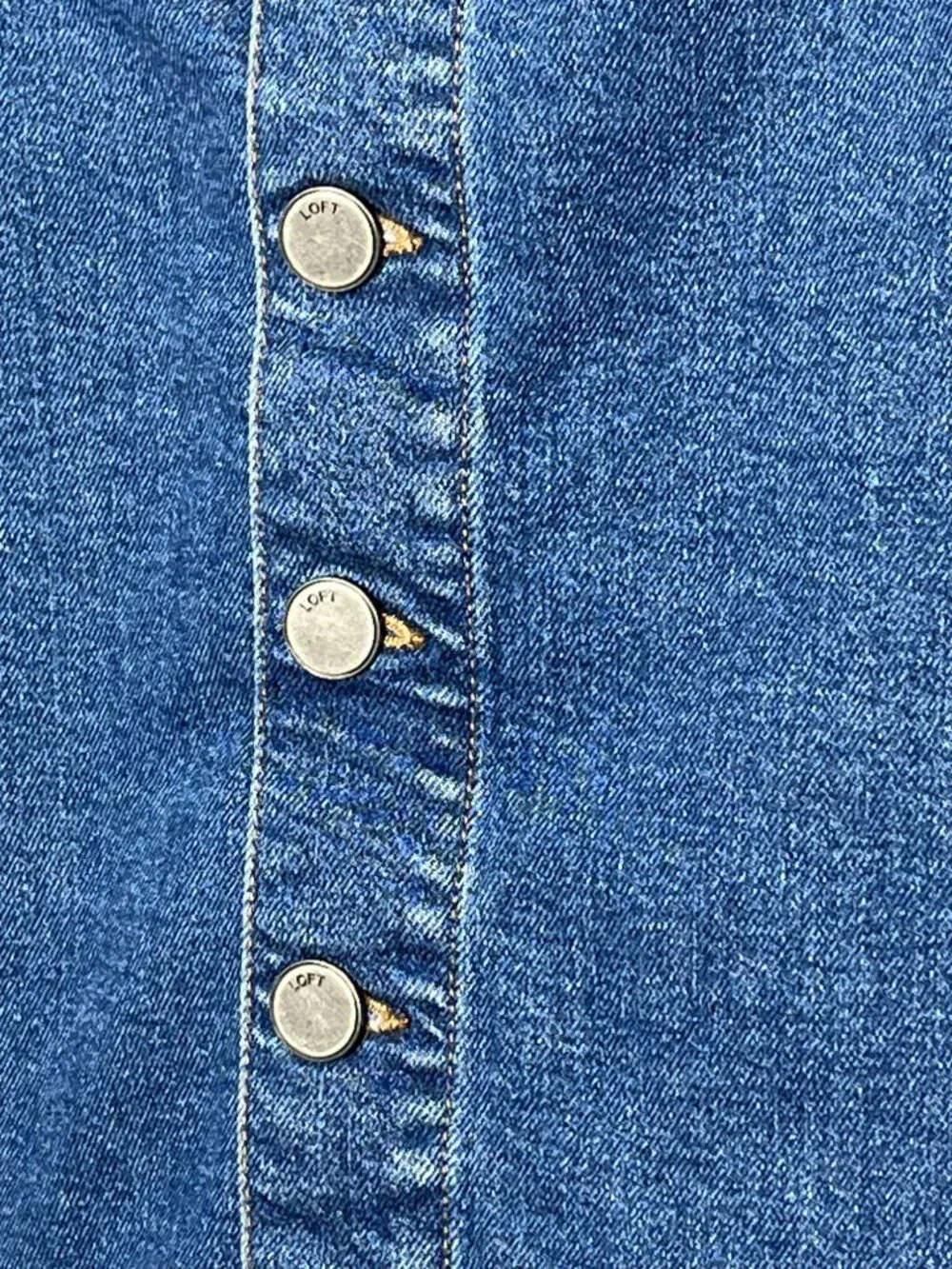 LOFT Denim Mini Skirt Womens 2 Blue Button Front Stretch Casual